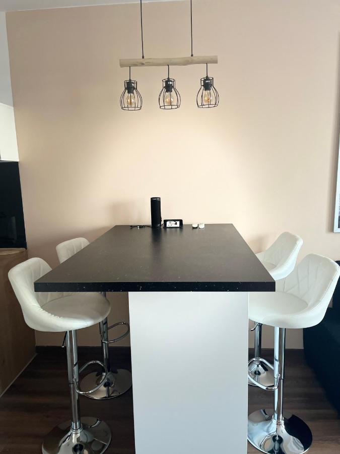 Apartment Mega Sale - Book Now - Corvin Royal